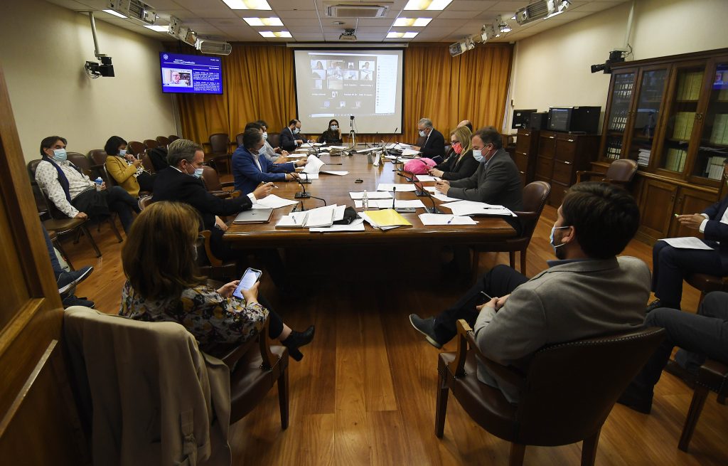 Comision Constitucion Por Tercer Retiro