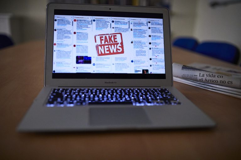 fake news como identificar