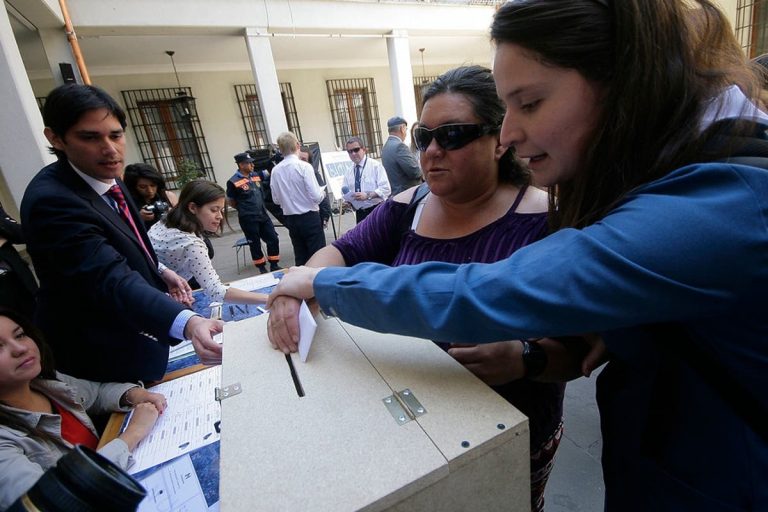 1477151140 Auno338083