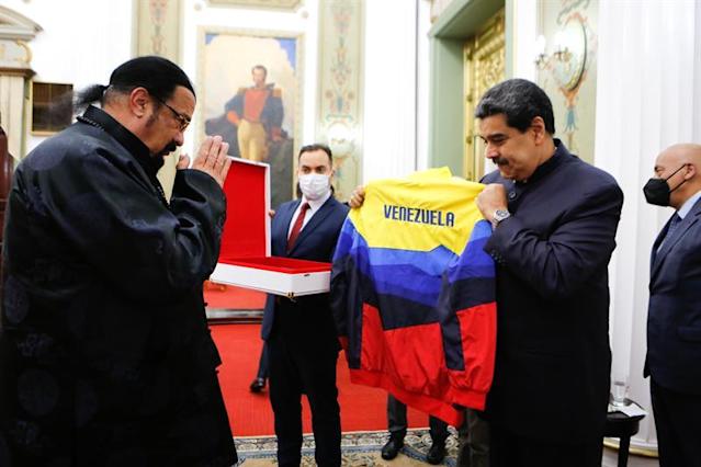 1f61e0db0c4123e598adb7dc37b2e986