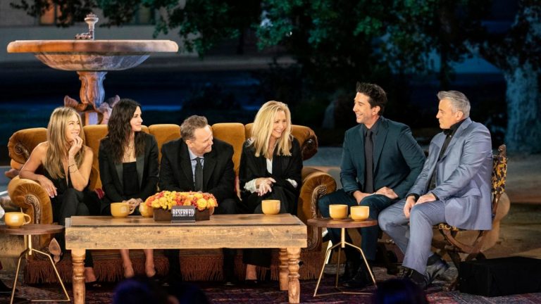 friends reunion pareja david schwimmer ross jennifer aniston rachel