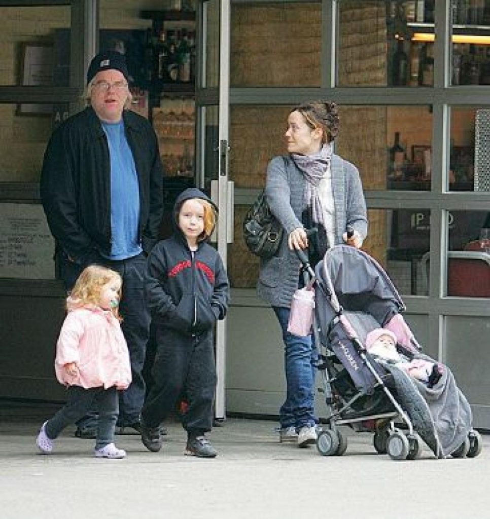 Philip Seymour Hoffman kiss children hijos Celebridades