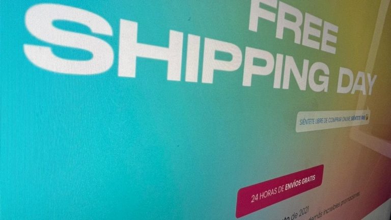 Free Shipping Day