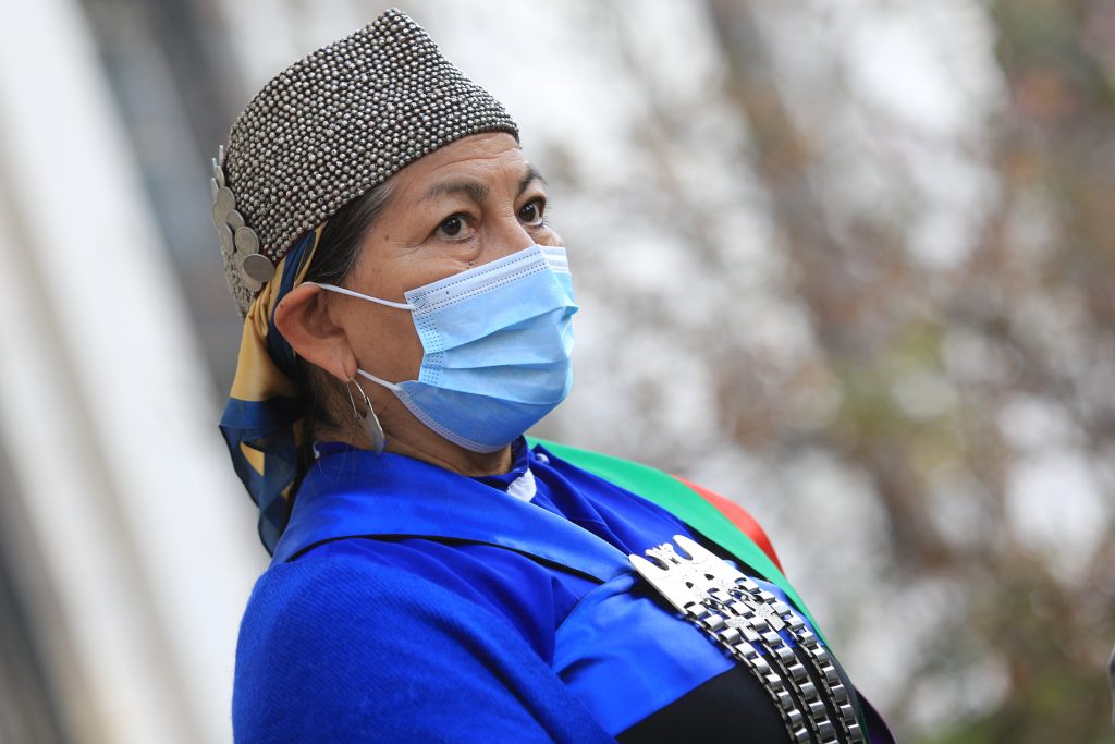 Destitución de Elisa Loncón