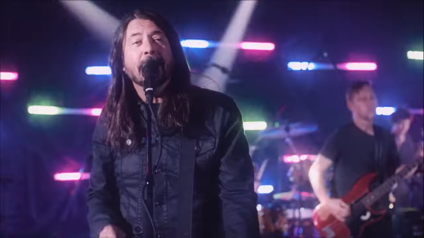 ¡Adiós rock! Así se escucha Foo Fighters al puro estilo del disco