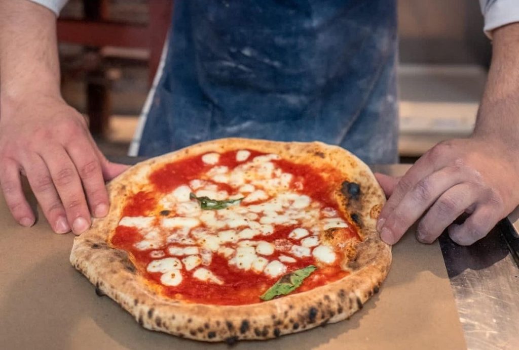 pizzerias en santiago locales cuales son las mejores mas ricas estupendas para chuparse los dedos pizza alternativas capital region metropolitana comunas ranking lista de