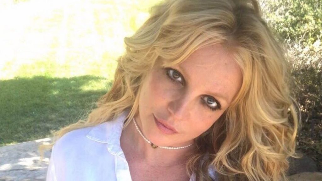 britney spears desmiente documentales que dijo sobre su reportaje framing controlling toxic descargar canciones discografia videos videoclip musicales padre tutela jamie leen papa proceso batalla legal