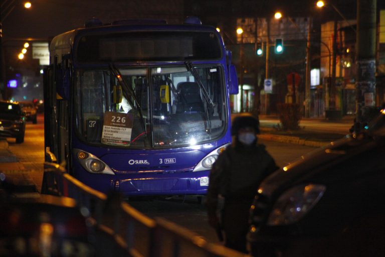 transporte público toque de queda