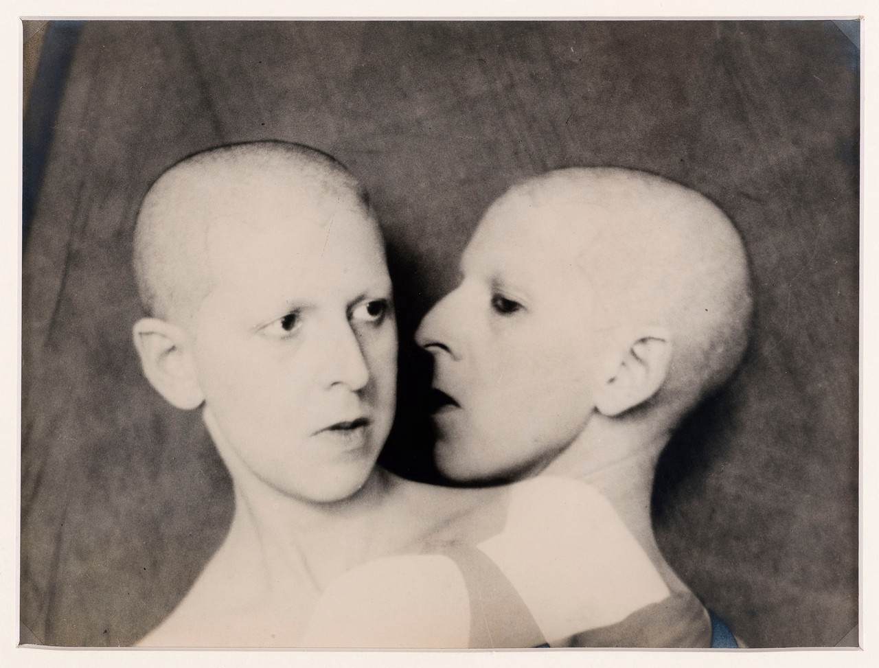 Claude Cahun, Que Me Veux Tu, 1929