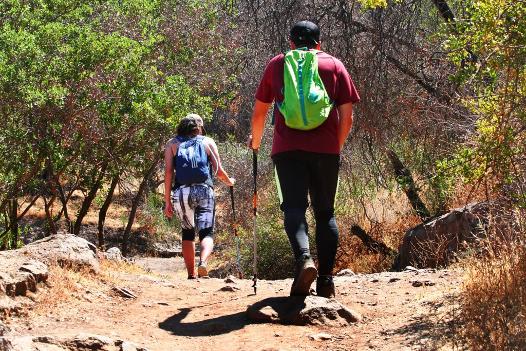 agencia uno trekking lugares donde hacer en santiago region metropolitana horarios valores entrada adulto niño adulto mayores de 60 años 65 senderismo secos bosques 