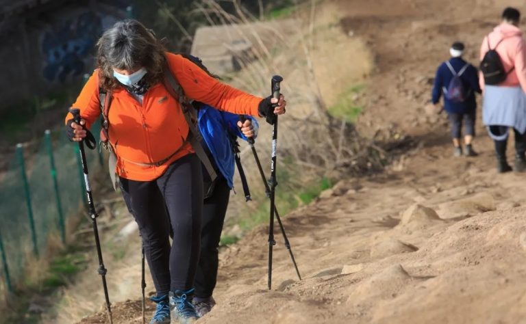 agencia uno trekking lugares donde hacer en santiago region metropolitana horarios valores entrada adulto niño adulto mayores de 60 años 65 senderismo secos bosques