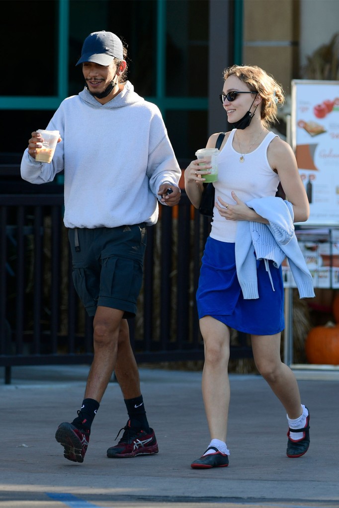 Lily-Rose Depp y su nuevo novio