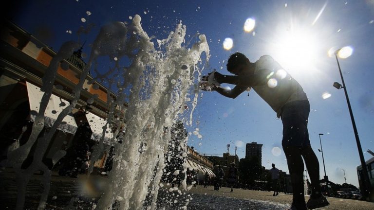 Ola De Calor Exposicion Al Sol Consejos Sobrevivir Palear Soportar Altas Temperaturas Como Sentirse Mas Fresco Andar