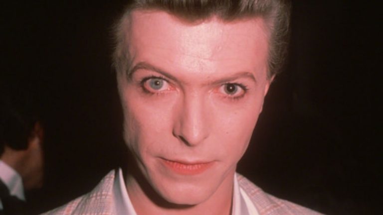 David Bowie ojos