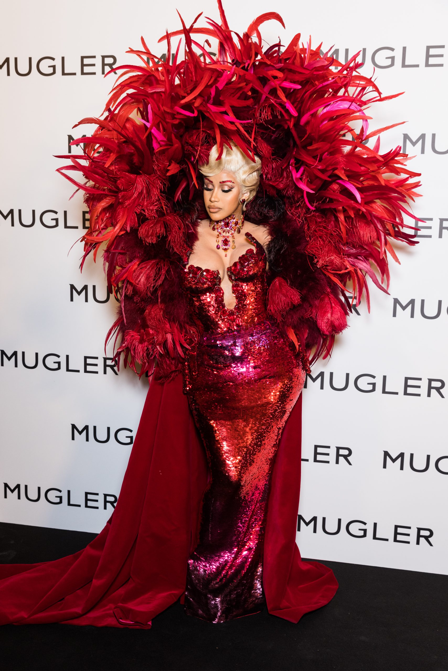 "Thierry Mugler : Couturissime" Photocall Paris Fashion Week Womenswear Spring Summer 2022