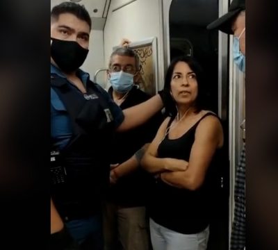 Mujer Sin Mascarilla Metro De Santiago Video Viral