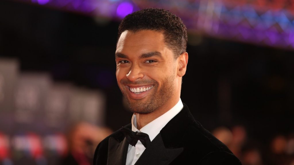 Regé Jean Page Joven (2)