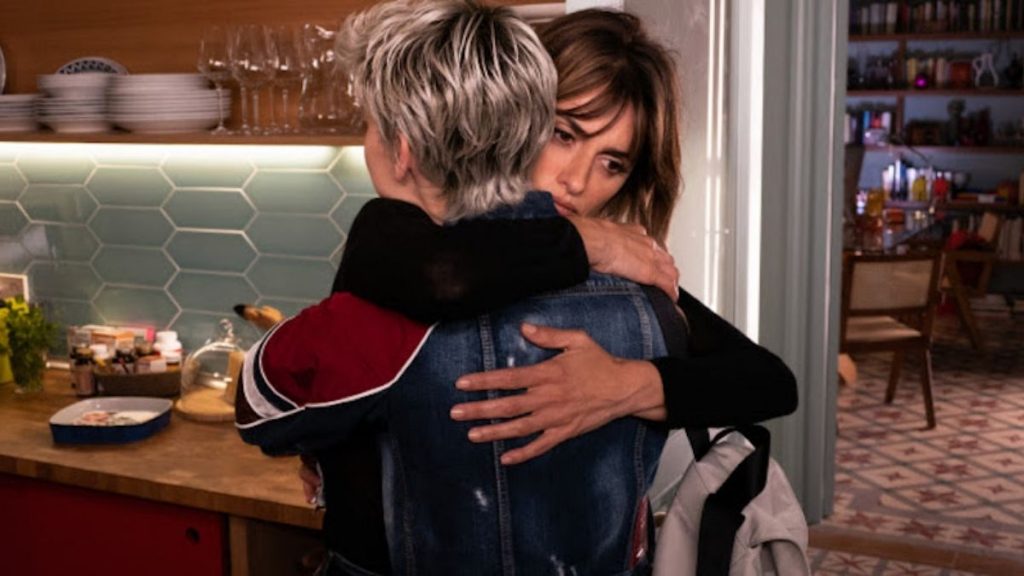 Madres Paralelas streaming