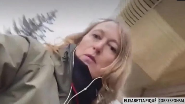 Corresponsal De Guerra Pelotudo