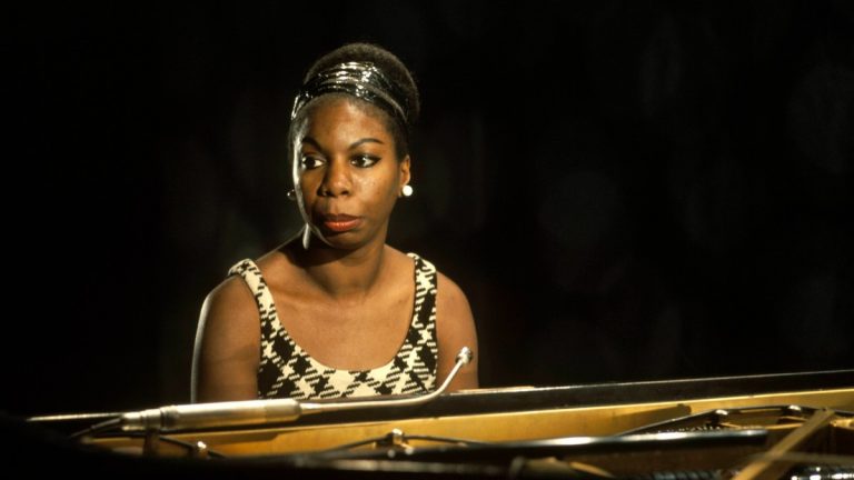 Nina Simone Carrera Trágica Experiencia Color De Piel Racista Racismo