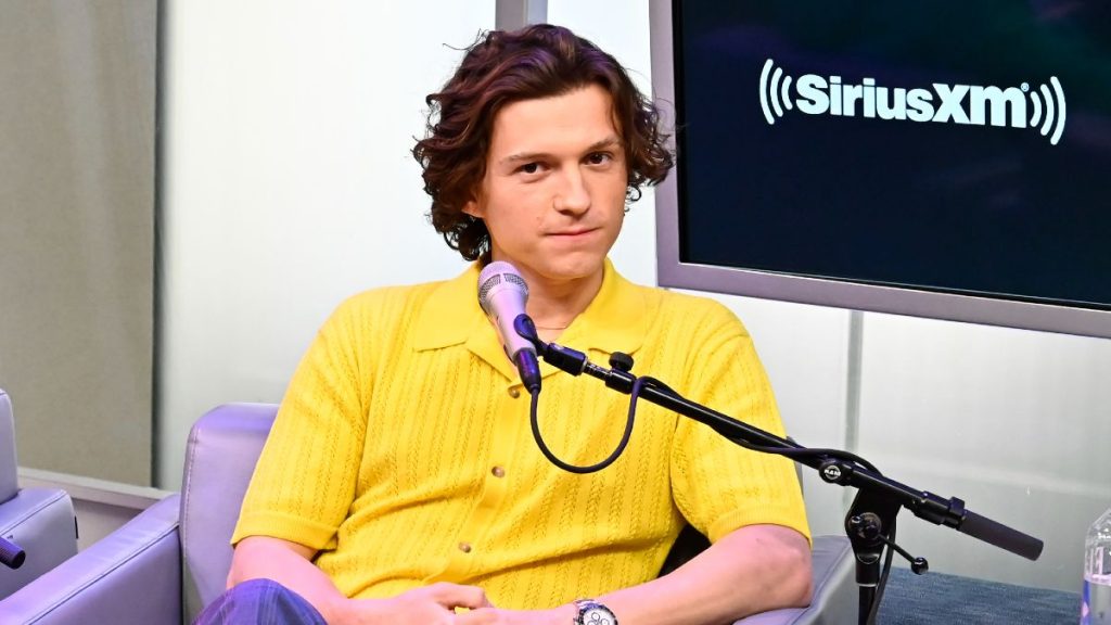 Tom Holland uncharted