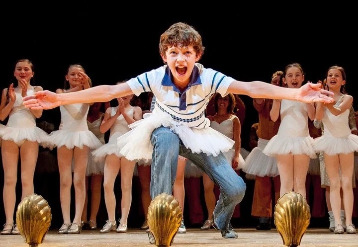 Tom Holland como Billy Elliot