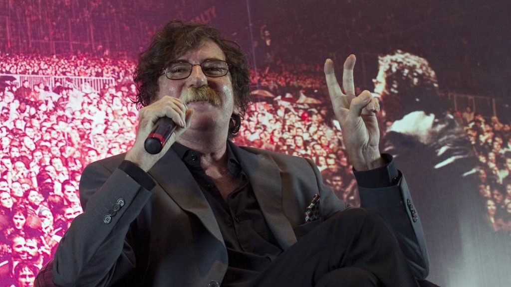 Charly Garcia Quemadura Pierna