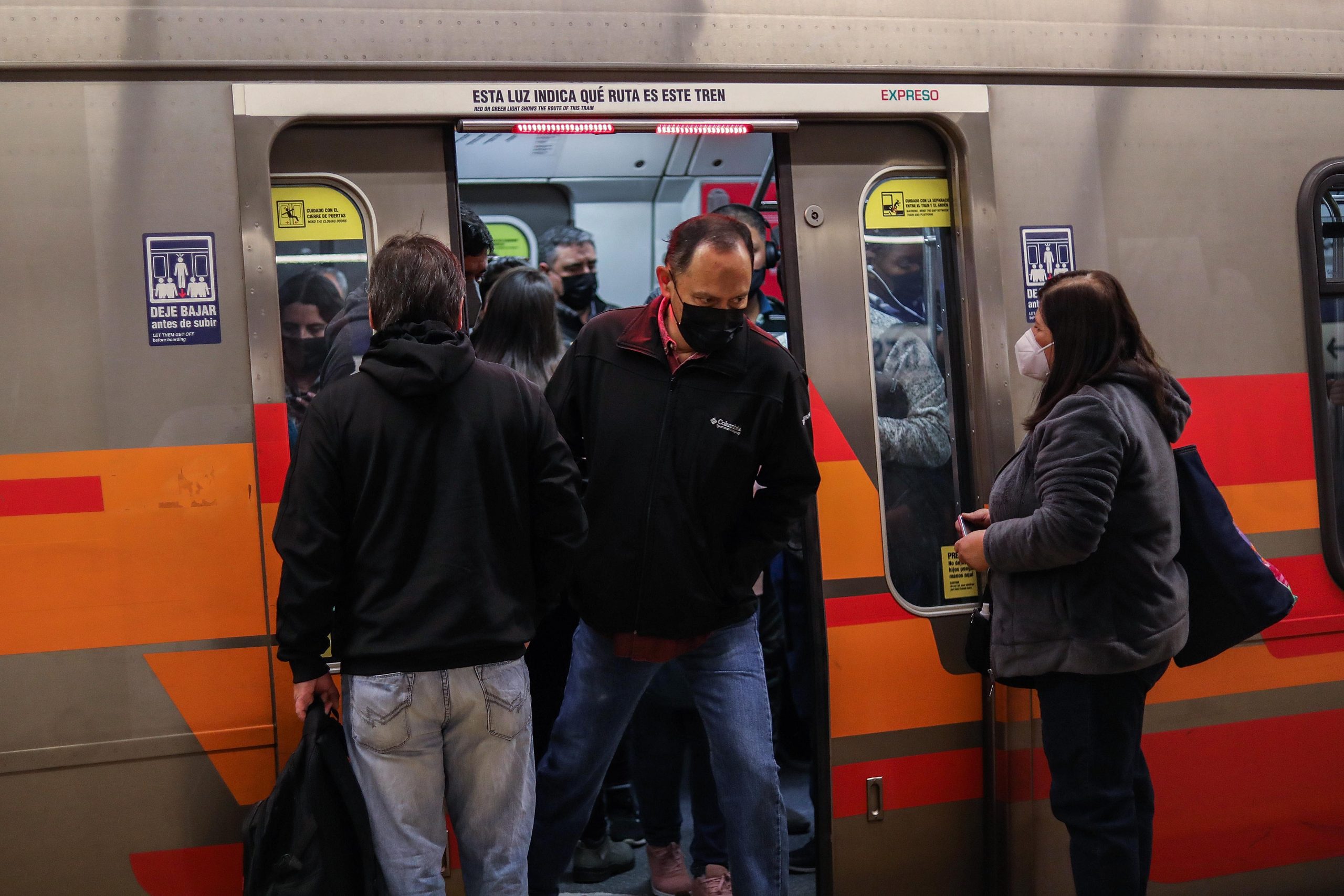 Ruta Expresa En Metro De Santiago