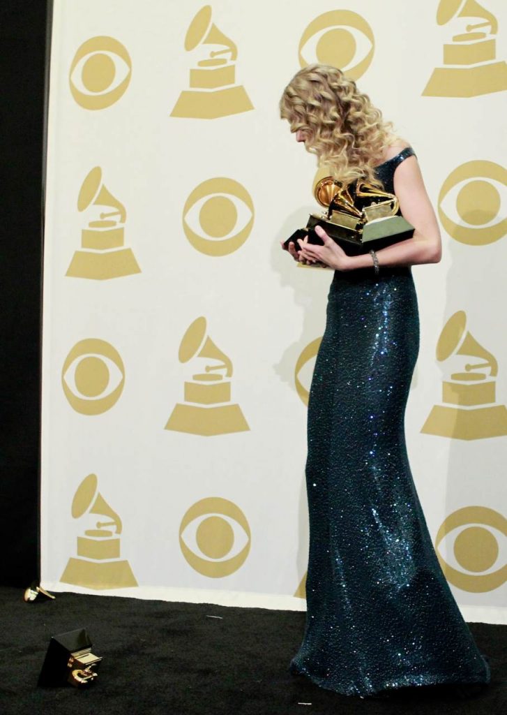 Olivia Rodrigo Premios Grammy