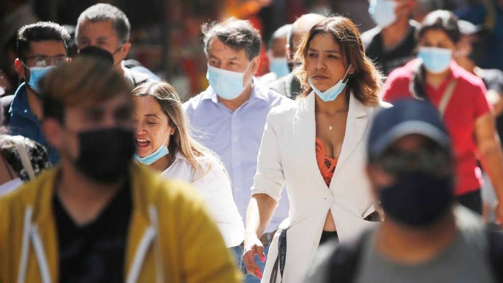 Uso Obligatorio De Mascarillas En Chile