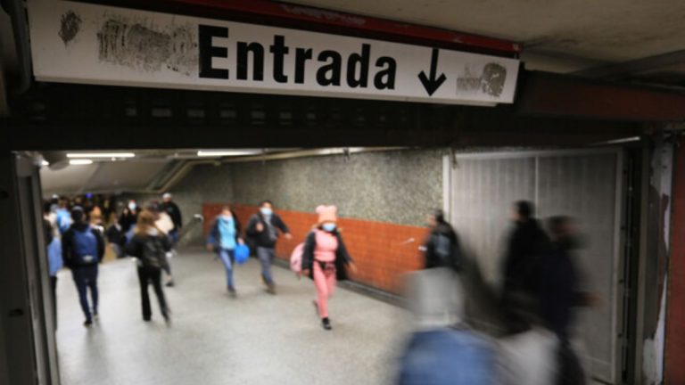 Metro horario