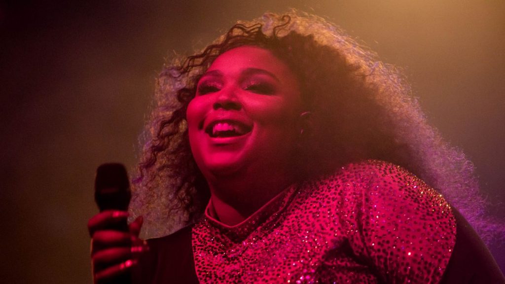 Grrrls Lizzo