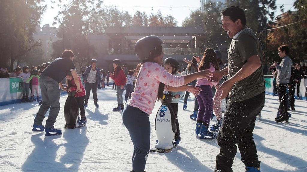Pista De Hielo Bustamante