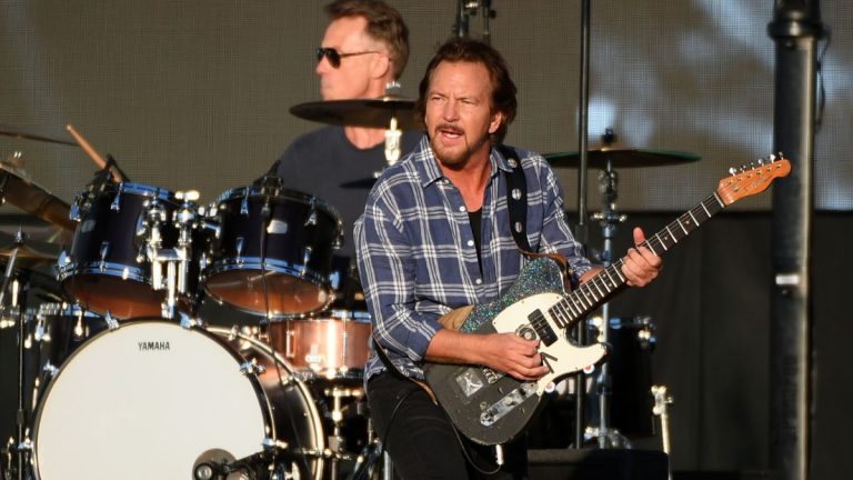 Pearl Jam suspende concierto