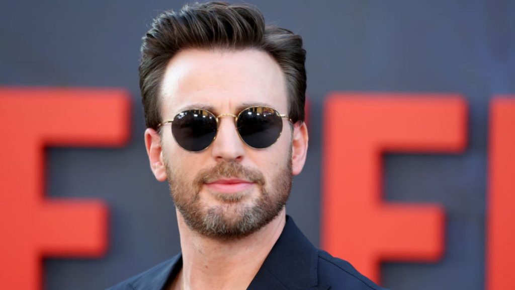 Chris Evans novia