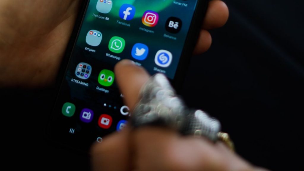 mensajería WhatsApp