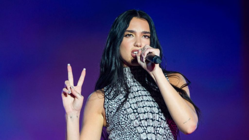 Dua Lipa cumpleaños