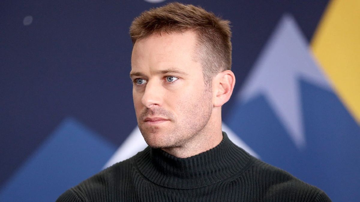 Armie Hammer Trailer documental con impactantes acusaciones — Rock&Pop