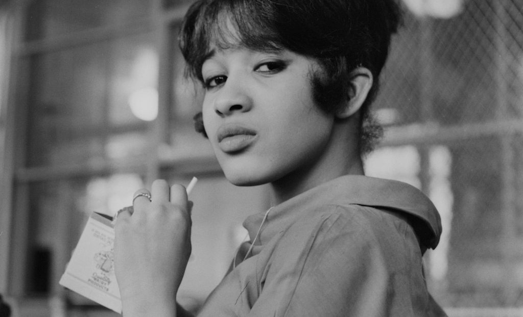 ronnie spector chica mala del rock and roll