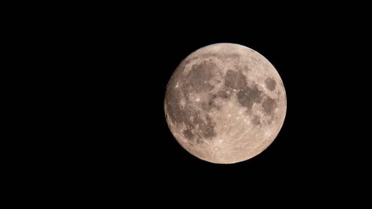 superluna de esturión