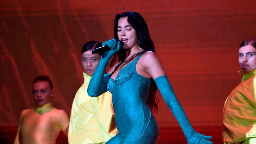 Dua Lipa Doctor Simi