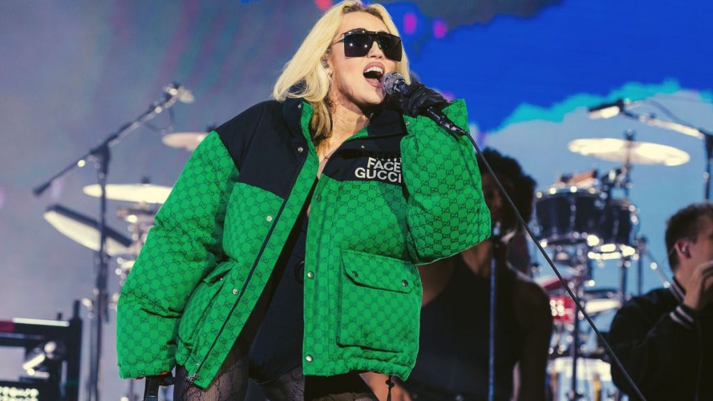 Miley Cyrus Taylor Hawkins