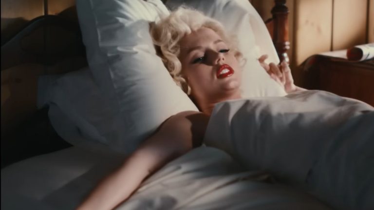Blonde Marilyn Monroe