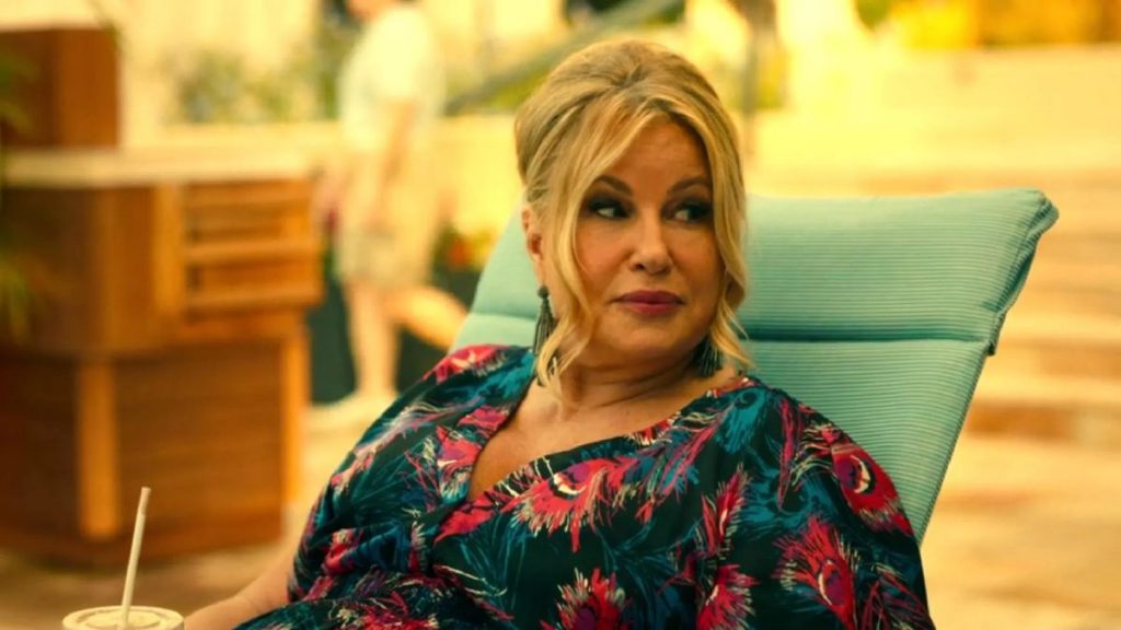 white lotus jennifer coolidge