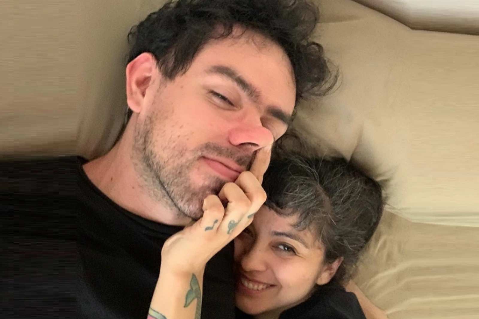 Mon Laferte revela fotos inéditas de su matrimonio con Joel Orta — Rock&Pop