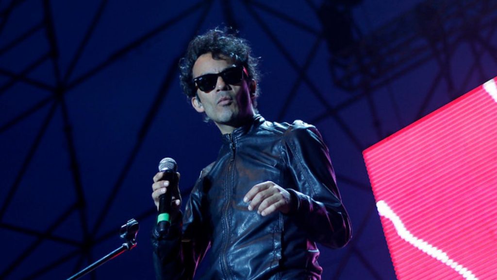 Los Bunkers Santa Laura