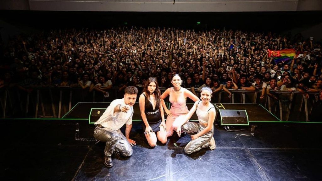 Javiera Mena Nocturna