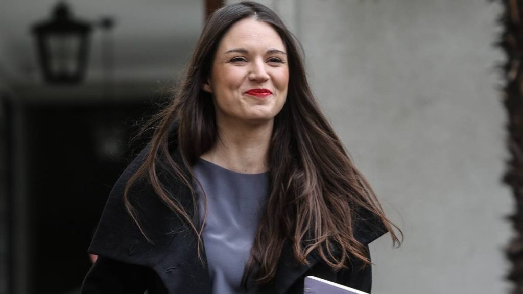 irina karamanos fundaciones