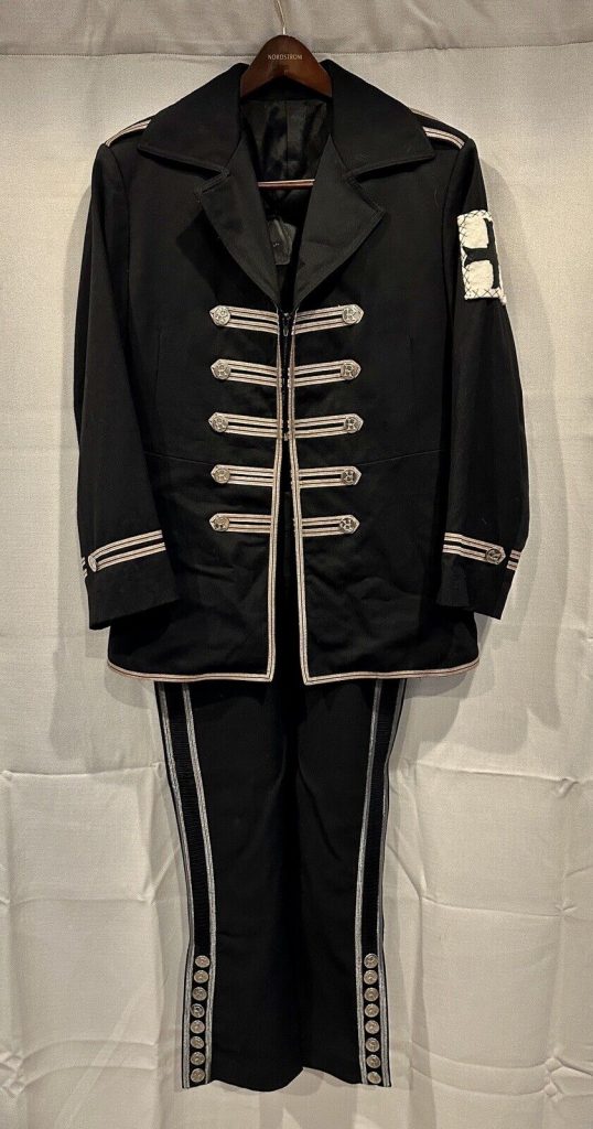 my chemical romance uniforme