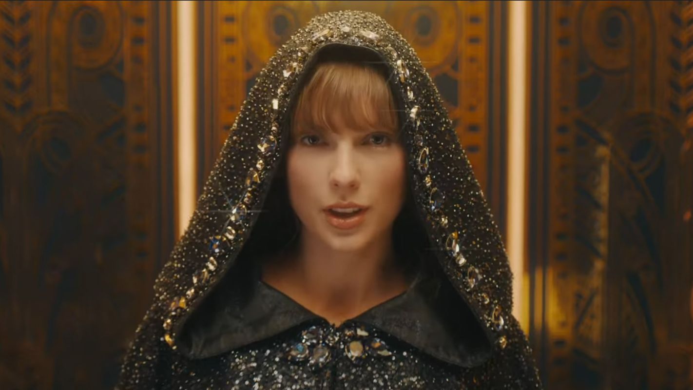 “Bejeweled” Taylor Swift es Cencienta en su nuevo videoclip — Rock&Pop